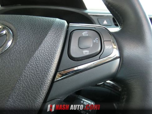 Used 2014 Toyota Avalon Limited FWD image 64