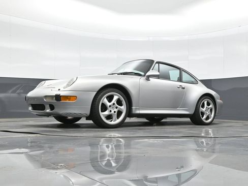 Used 1997 Porsche 911 Carrera S RWD image 26