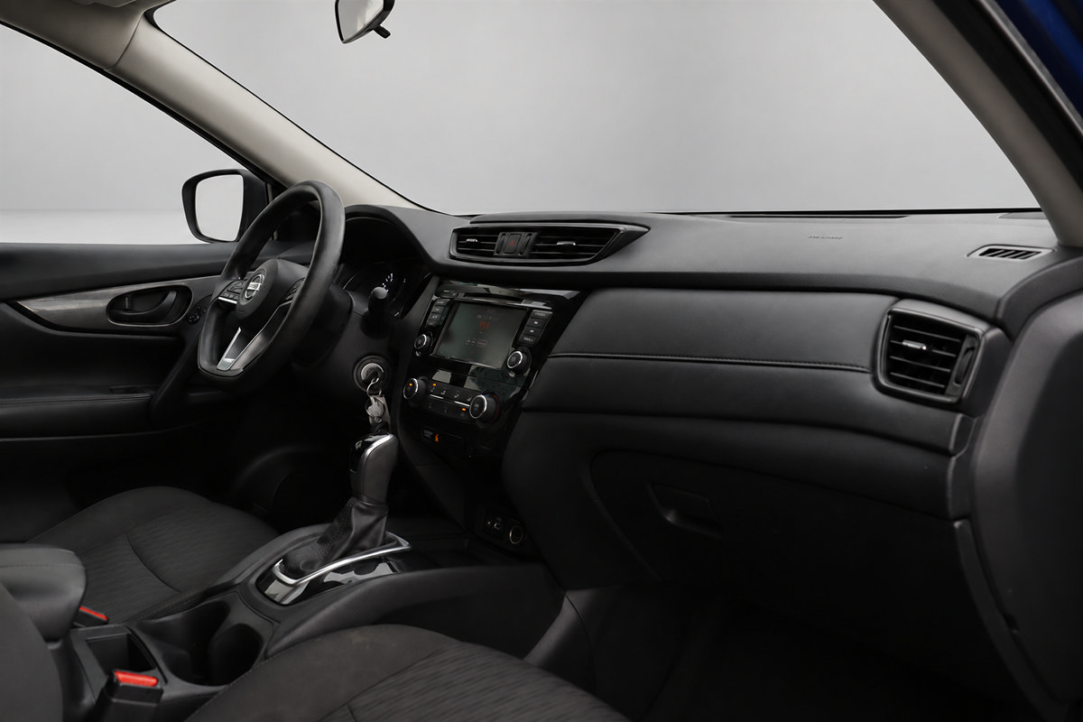 Used 2020 Nissan Rogue S FWD image 22