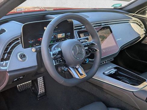 New 2026 Mercedes-Benz E 53 AMG e 4MATIC Sedan image 3