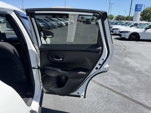 Used 2023 Honda HR-V Sport image 13