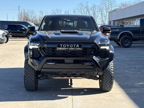 Used 2024 Toyota Tacoma TRD Pro image 13