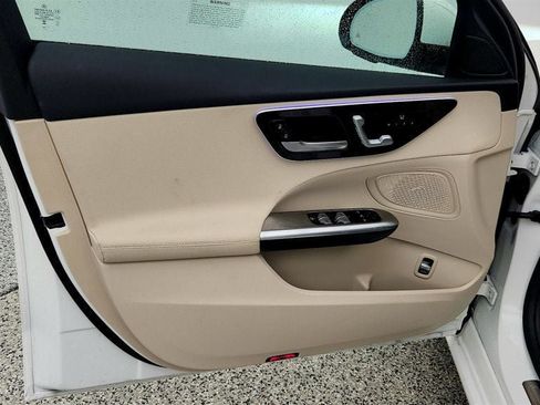 Used 2025 Mercedes-Benz C 300 4MATIC Sedan image 10