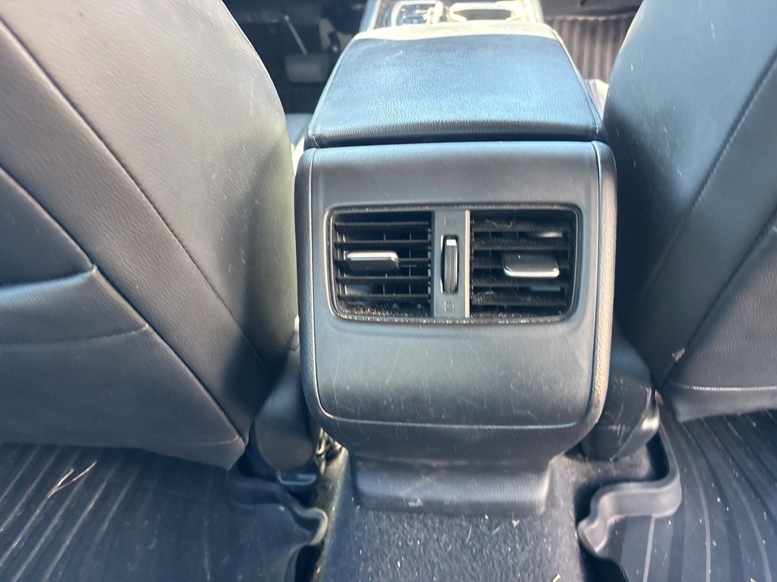 Used 2018 Honda Accord Touring image 13