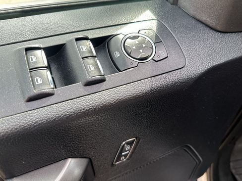 Used 2016 Ford F150 XLT w/ Equipment Group 302A Luxury AWD/4WD image 18