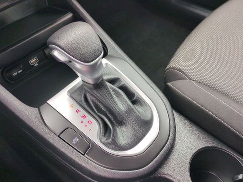 Certified 2024 Kia Forte LXS FWD image 18