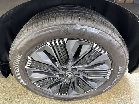 Used 2025 Nissan Murano Platinum AWD/4WD image 6