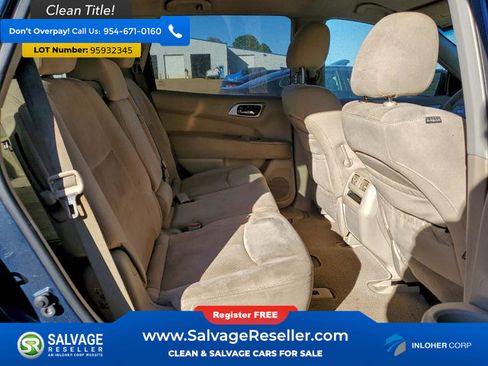 Used 2013 Nissan Pathfinder SV image 15