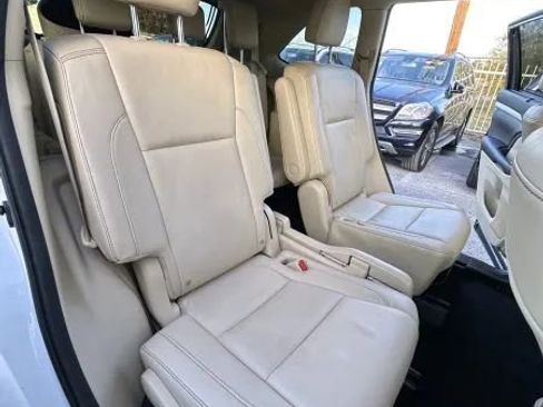 Used 2016 Toyota Highlander XLE image 24