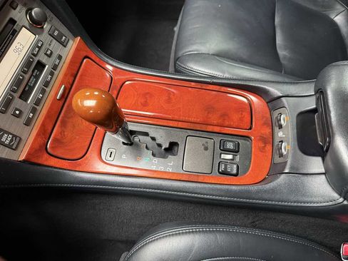 Used 2002 Lexus SC 430 Convertible RWD image 26