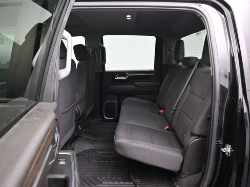 Used 2024 Chevrolet Silverado 2500 LT AWD/4WD image 11