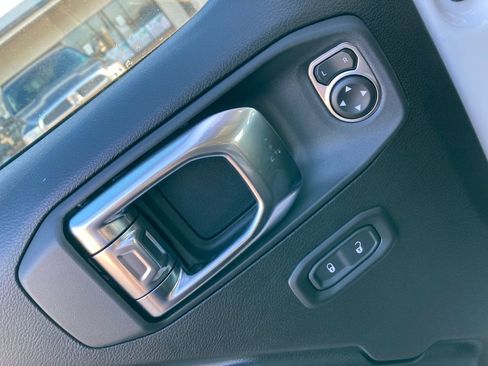 New 2025 Jeep Wrangler Rubicon image 11