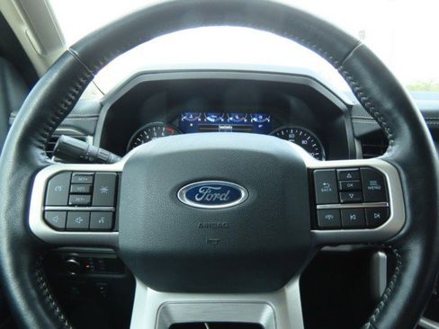 Used 2022 Ford Expedition Max XLT image 28