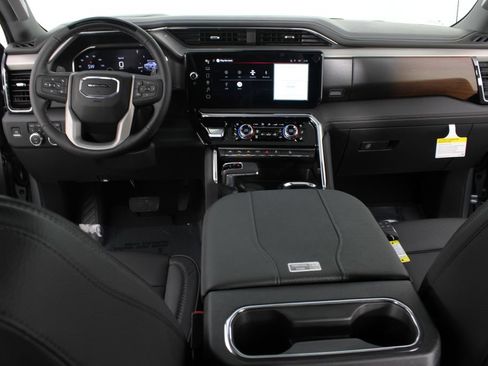 New 2026 GMC Sierra 1500 Denali AWD/4WD image 12