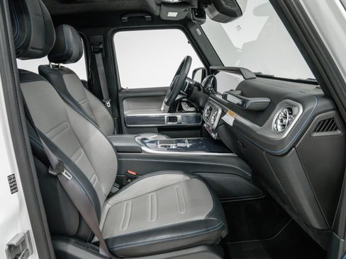 Used 2025 Mercedes-Benz G 580 w/ EQ Technology image 32
