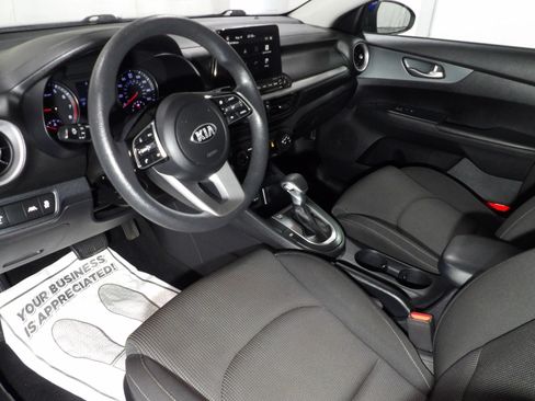 Used 2021 Kia Forte LXS FWD image 9