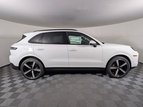 New 2026 Porsche Cayenne AWD/4WD image 8