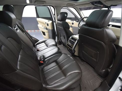 Used 2016 Land Rover Range Rover Sport HSE image 40