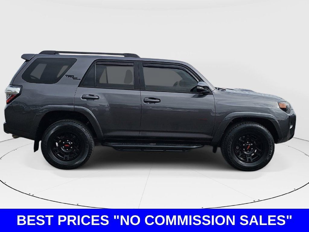 Used 2023 Toyota 4Runner TRD Off-Road Premium w/ Off Road Premium Plus Package AWD/4WD image 2