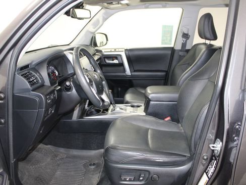 Used 2022 Toyota 4Runner Limited image 22