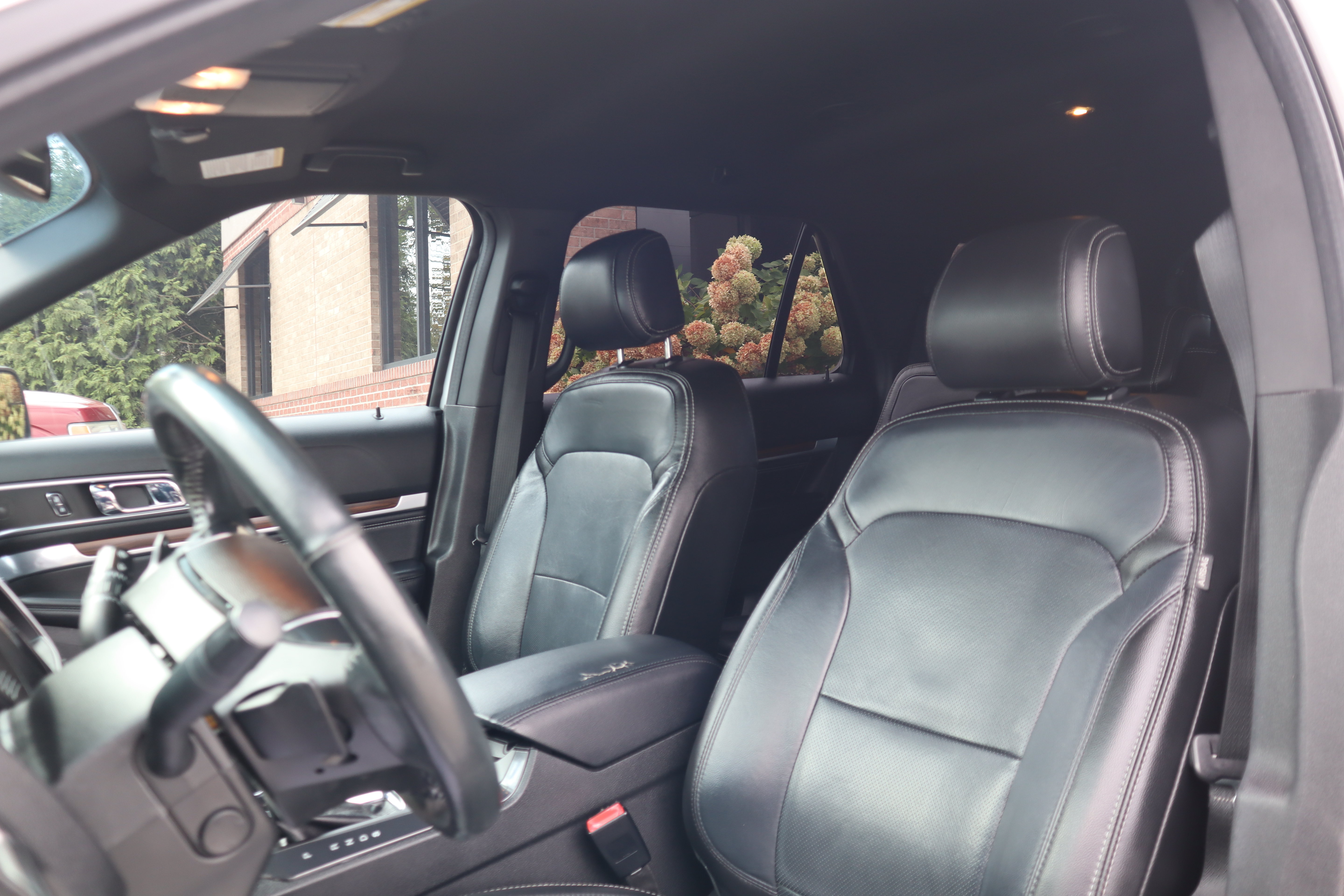 Used 2017 Ford Explorer Limited FWD image 23