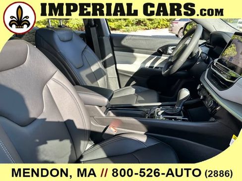 New 2026 Jeep Compass Limited w/ Sun, Sound & Navigation Group AWD/4WD image 16