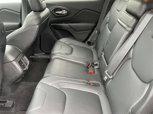 Used 2014 Jeep Cherokee Limited image 5