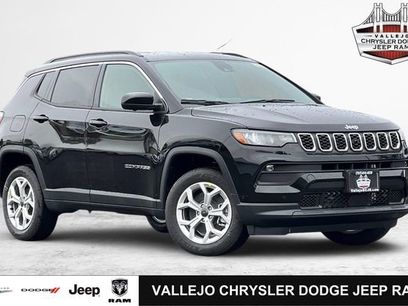 New 2025 Jeep Compass Latitude w/ Convenience Group