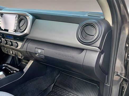 Used 2021 Toyota Tacoma SR5 image 24