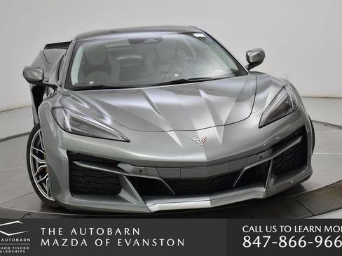 Used 2024 Chevrolet Corvette Z06 RWD image 4