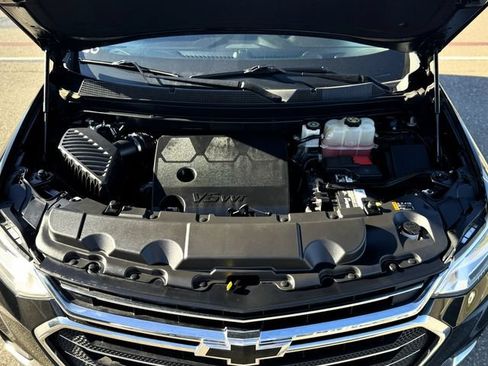 Used 2018 Chevrolet Traverse Premier w/ LPO, 'HIT The Road' Package FWD image 12