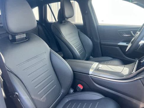 Used 2026 Mercedes-Benz GLC 300 image 21