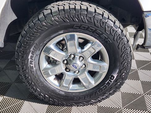 Used 2014 Ford F150 XLT w/ Equipment Group 302A Luxury image 9