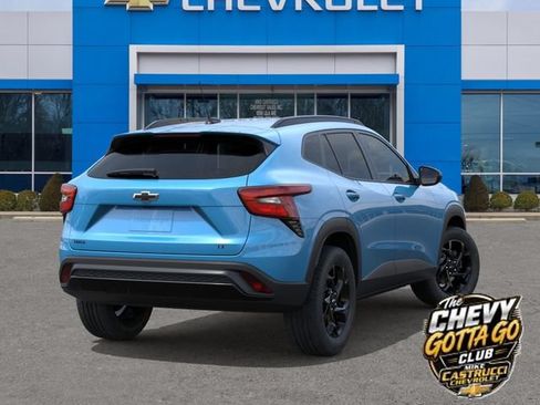 New 2026 Chevrolet Trax LT w/ Driver Confidence Package FWD image 4