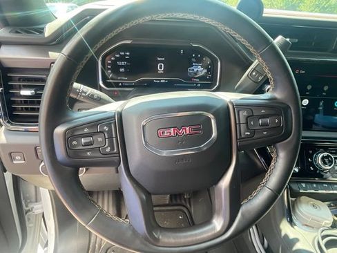 Used 2025 GMC Sierra 2500 AT4 w/ AT4 Premium Plus Package AWD/4WD image 15
