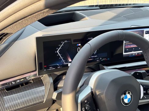 New 2026 BMW 540i xDrive w/ M Sport Package image 10