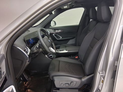 New 2026 BMW X1 xDrive28i w/ Technology Package image 3