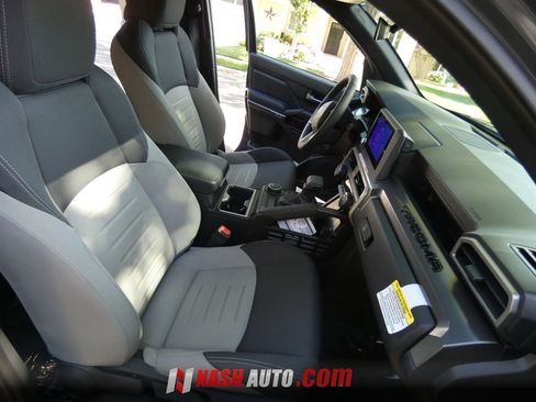 Used 2026 Toyota Tacoma TRD Sport RWD image 30