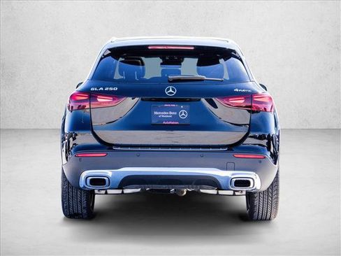 Certified 2026 Mercedes-Benz GLA 250 4MATIC image 6