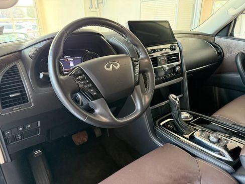 Used 2024 INFINITI QX80 Premium Select w/ Cargo Package AWD/4WD image 13