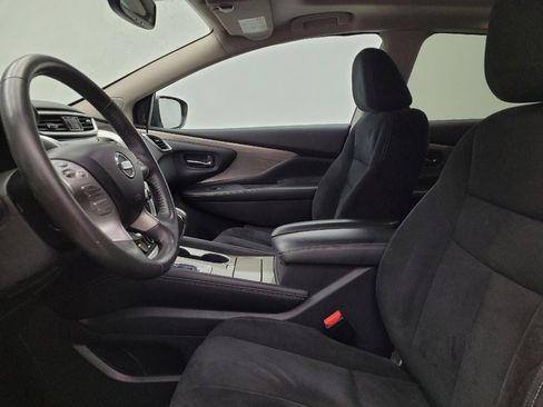 Used 2017 Nissan Murano SV w/ Premium Plus Package image 17