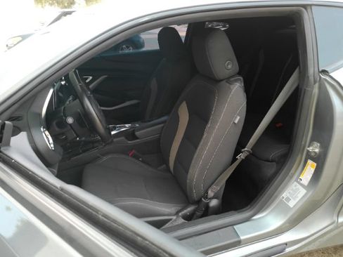 Used 2022 Chevrolet Camaro LT w/ Technology Package RWD image 14