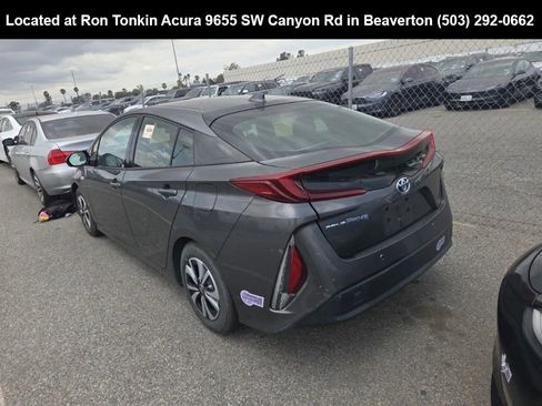 Used 2019 Toyota Prius Prime Advanced FWD image 4