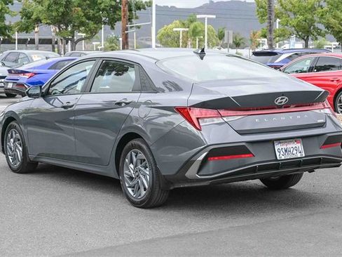 Certified 2025 Hyundai Elantra Blue image 7