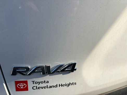 Used 2025 Toyota RAV4 XLE w/ Convenience Package AWD/4WD image 5