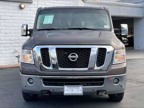 Used 2018 Nissan NV 3500 SL image 2