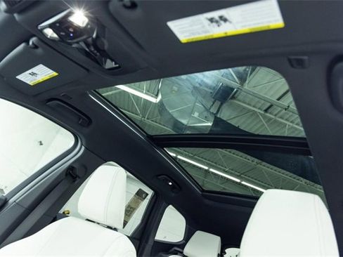 New 2026 BMW X1 xDrive28i image 16