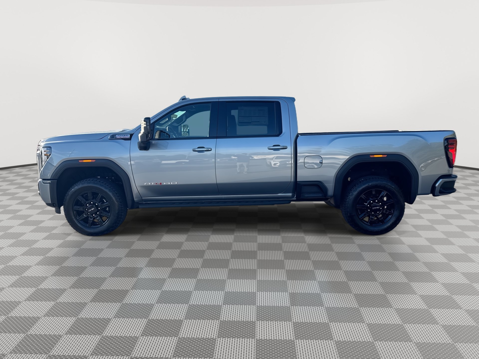 New 2026 GMC Sierra 2500 AT4 w/ AT4 Premium Plus Package AWD/4WD image 5