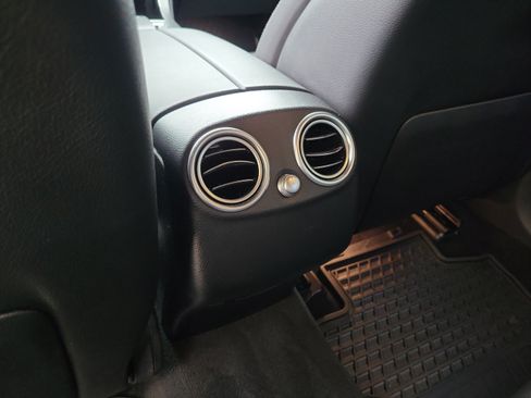 Used 2020 Mercedes-Benz GLC 300 image 15