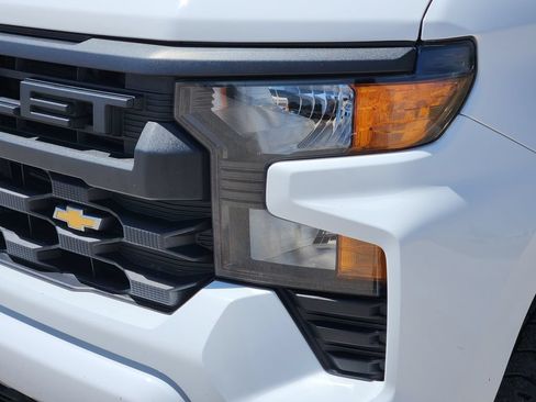 Used 2024 Chevrolet Silverado 1500 Custom AWD/4WD image 9